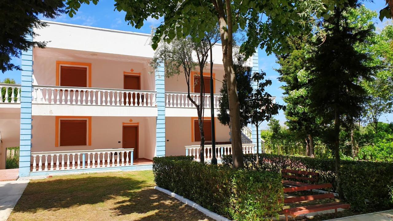 Vila Gridi- Apartamente Me Qera Spille Exterior photo