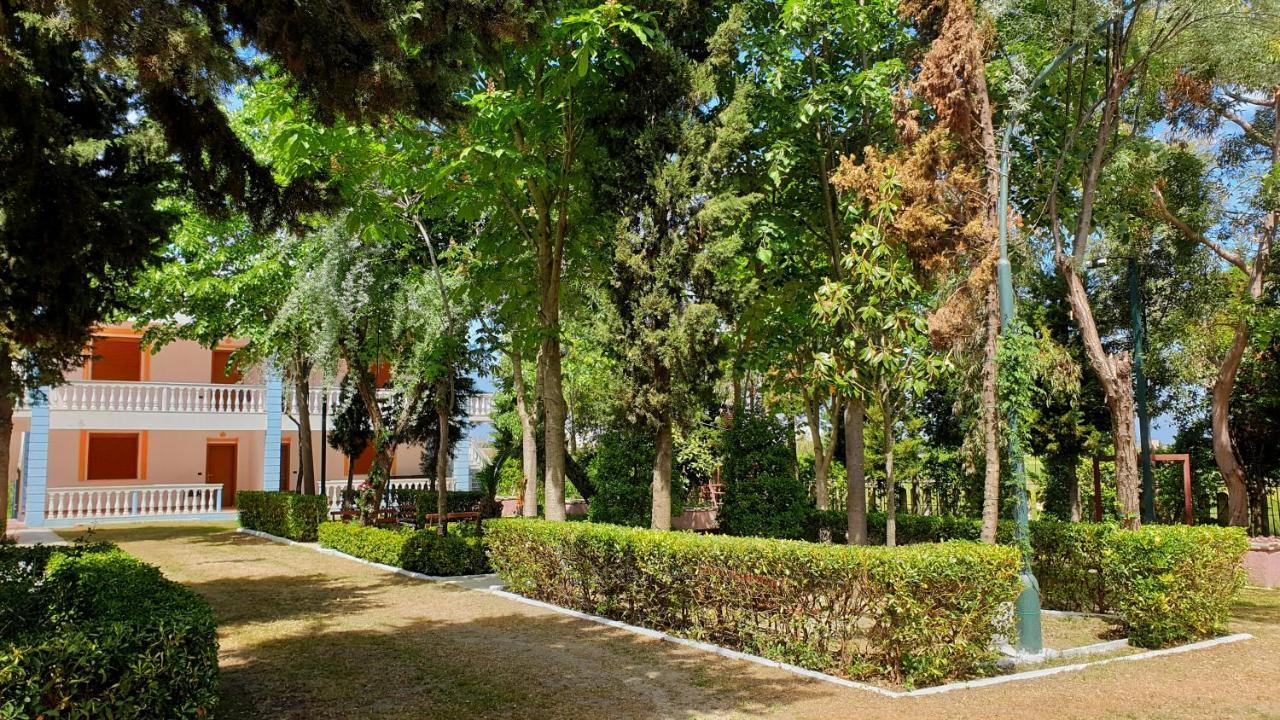 Vila Gridi- Apartamente Me Qera Spille Exterior photo