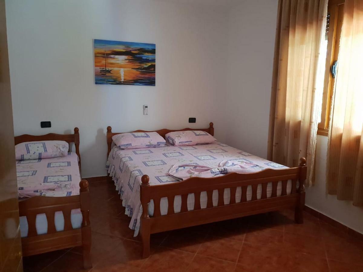 Vila Gridi- Apartamente Me Qera Spille Exterior photo