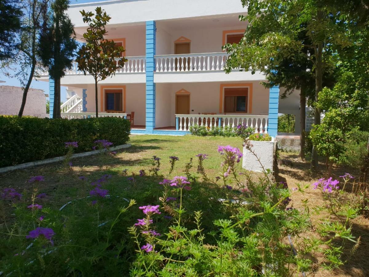 Vila Gridi- Apartamente Me Qera Spille Exterior photo