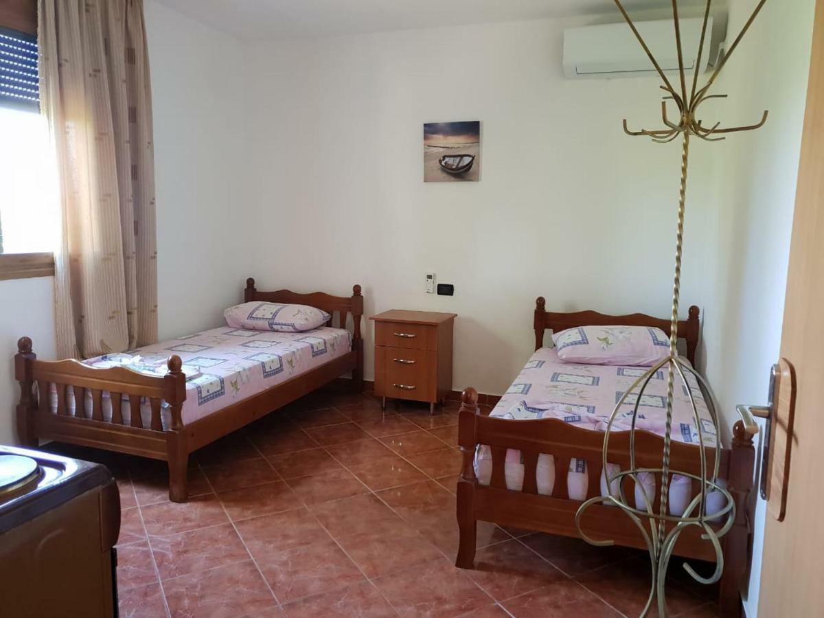 Vila Gridi- Apartamente Me Qera Spille Exterior photo