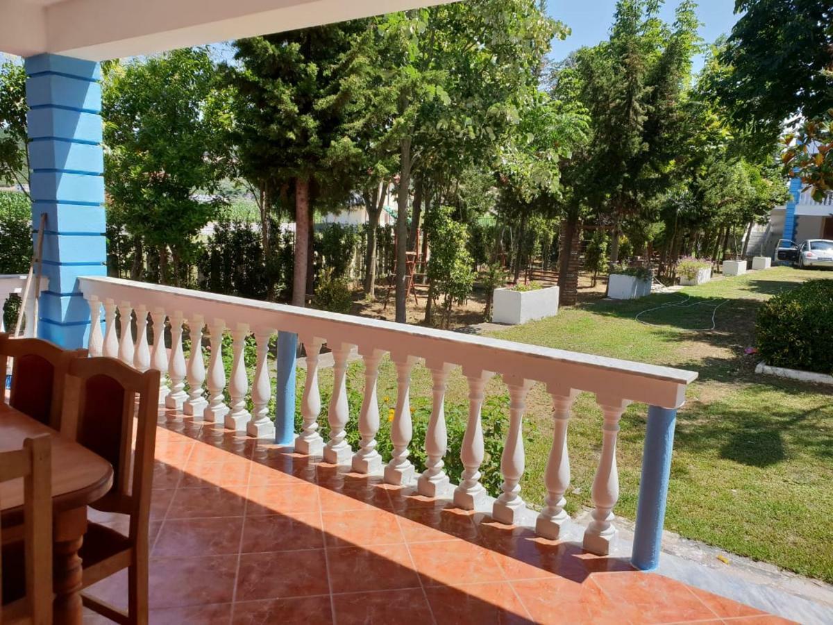 Vila Gridi- Apartamente Me Qera Spille Exterior photo